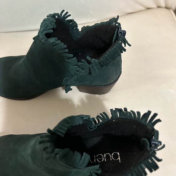 Bueno NWOT Short Bootie in Pine Green Size 7 - Picture 3 of 7